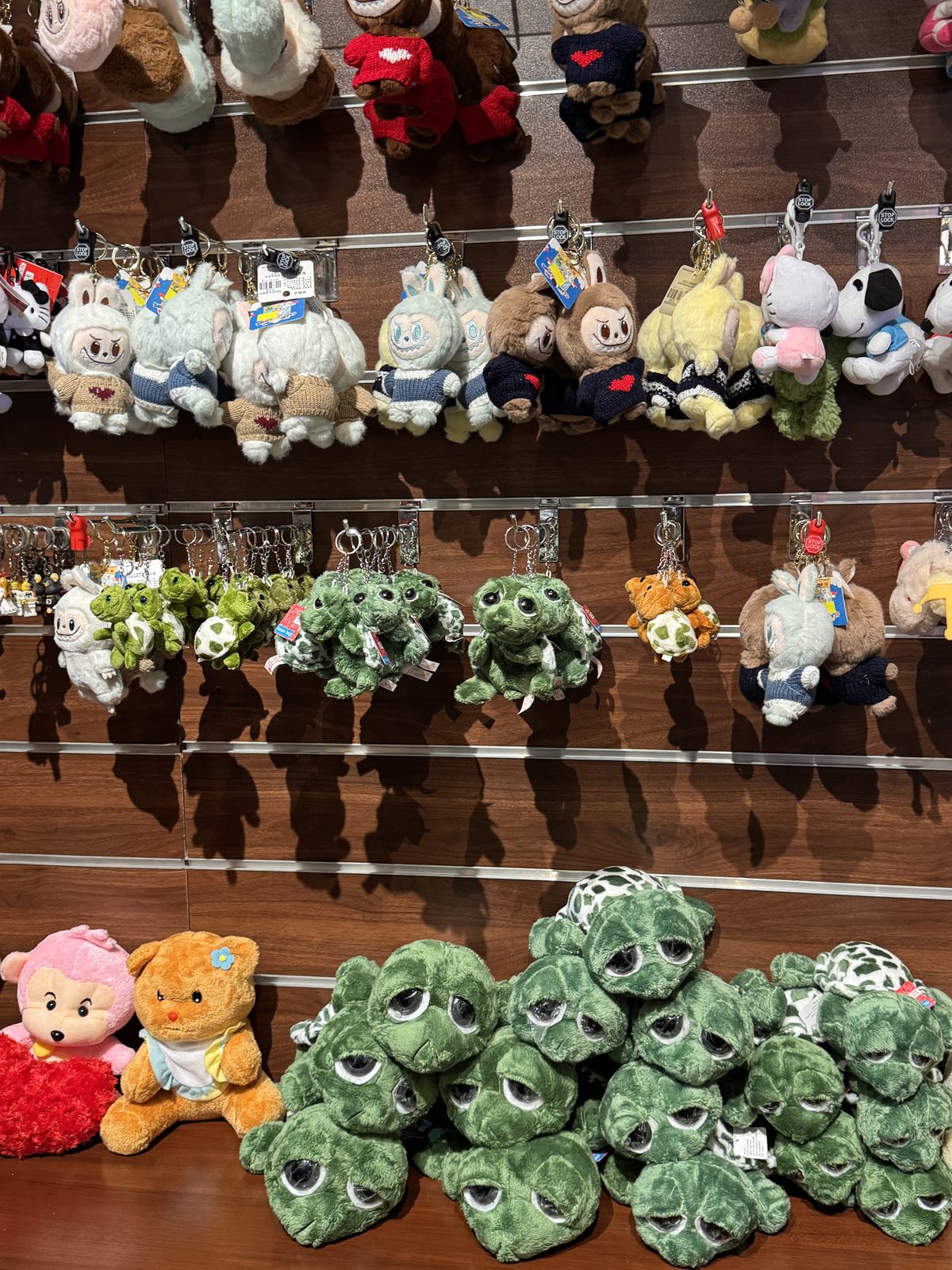 Plush lined up on the shop shelves