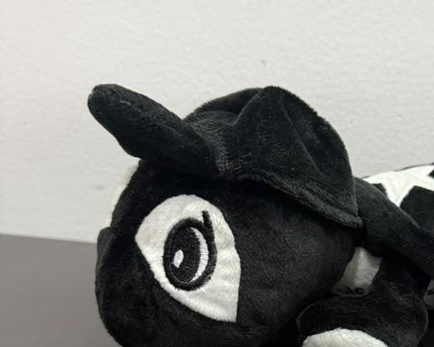 The plush, mid tourist nap